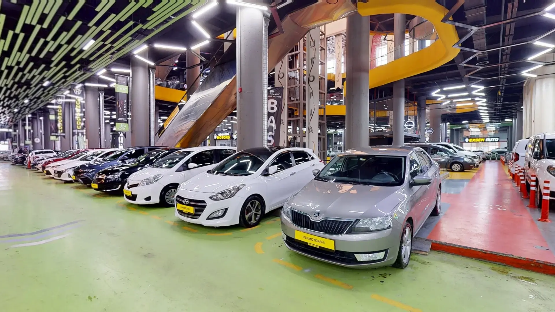 CLK Motors / Base Motors showroomunun 3D sanal tur görünümü